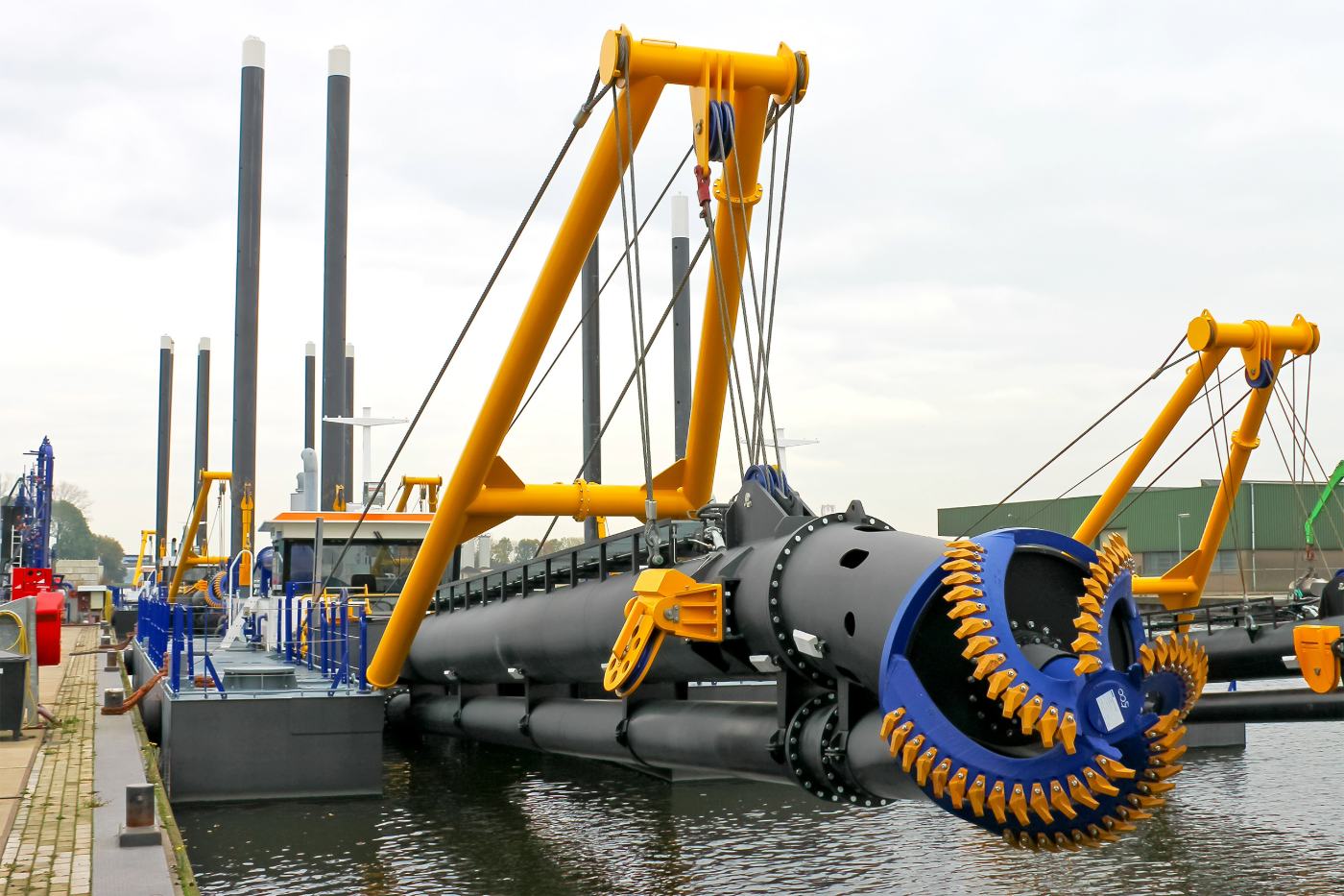 Dredge Rental vs. Purchase A Cost-Benefit Analysis for Contractors