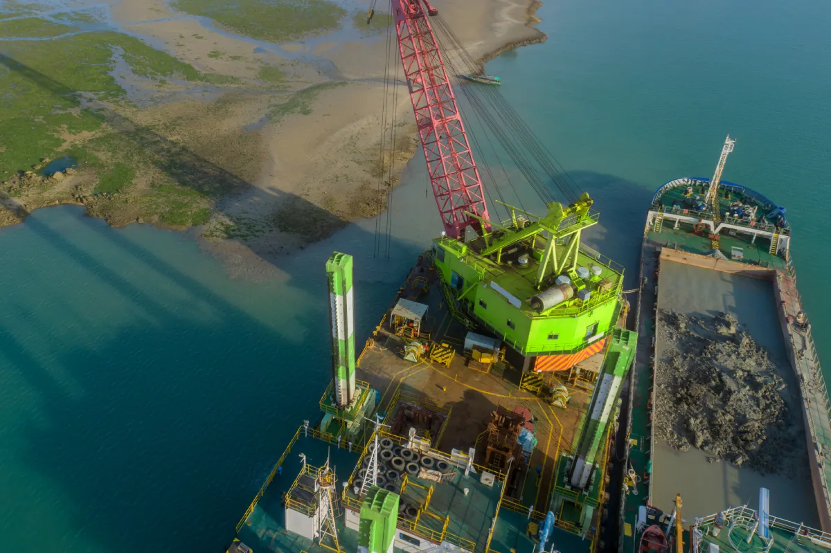 Maintenance Strategies for Industrial Lagoons Sediment Removal